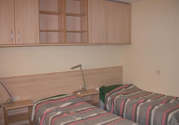 The University and our apartement in Barcelona (Friday, 27. February 2004) Nice little appartement on the campus. They claim that it has 45 m2. The heating makes a lot of noise and it is slightly...