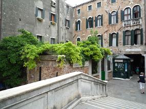 P1180883