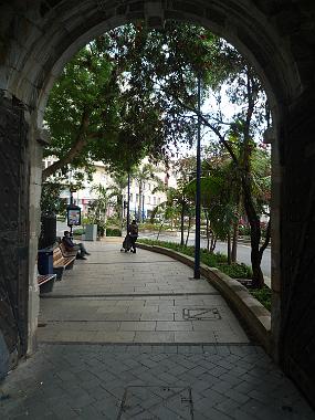 P1200560