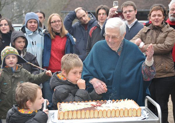 20130331_grandmere La fête d'anniversaire de grand-mère en Alsace