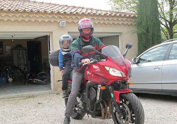 Moto (Sunday, 13. April 2014) A little trip with the bike