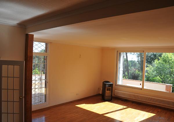 Bellaterra I (Sunday, 16. April 2017) Camping at home - arriving at an empty house