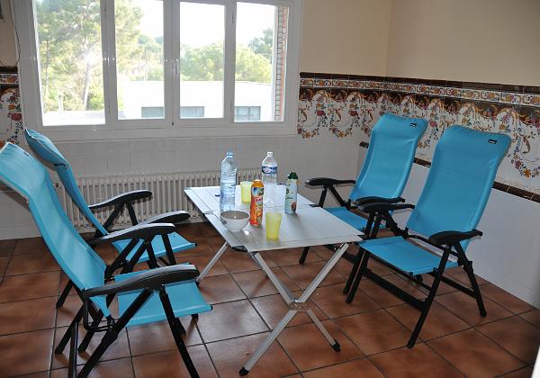 Bellaterra II (Tuesday, 18. April 2017) Camping at home - the dining table