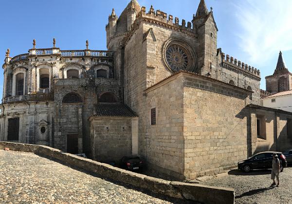 Evora (Friday, 25. August 2017) OK - maybe not really the highlight.