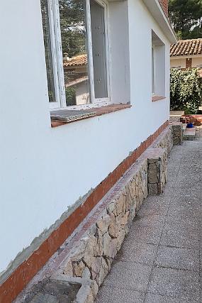 2021-02-25 12.42.25